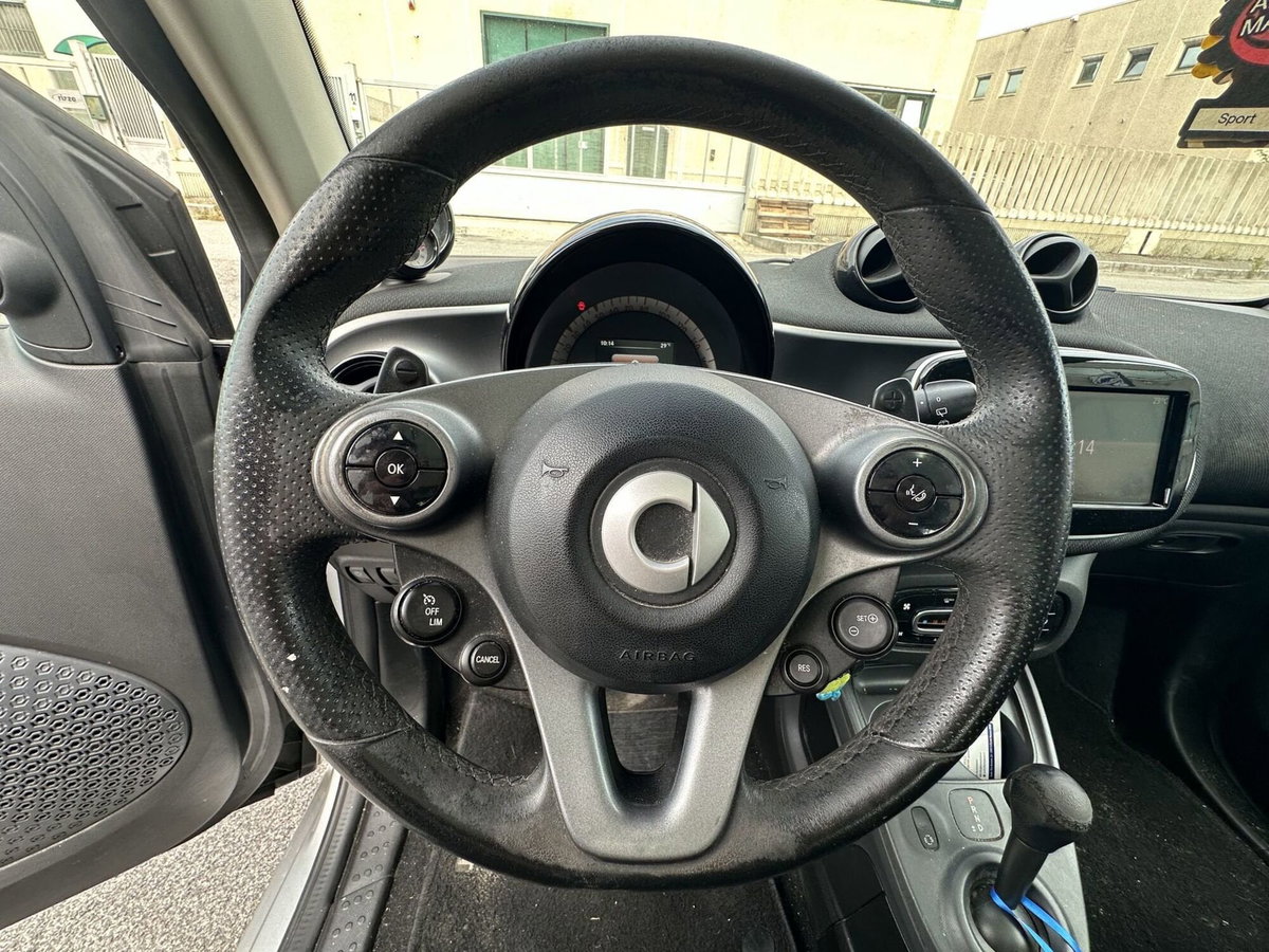 smart Fortwo 90 0.9 Turbo Urban (9)