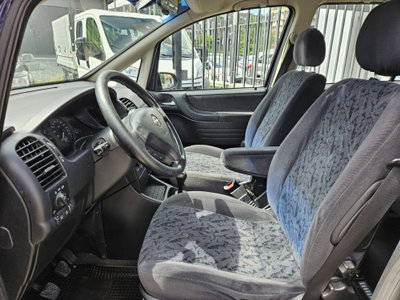 Opel Zafira 1.8 16V GPL-TECH Enjoy (8)