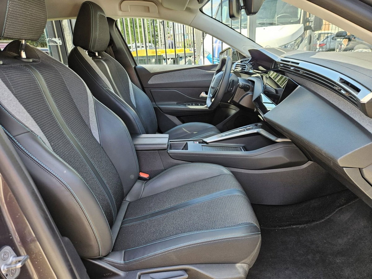 Peugeot 308 SW 1.5 bluehdi GT s&s 130cv eat8 (10)