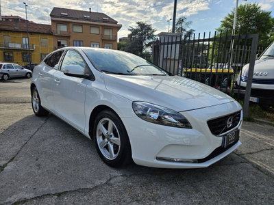 Volvo V40 D2 1.6 Summum (3)