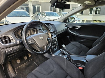 Volvo V40 D2 1.6 Summum (7)