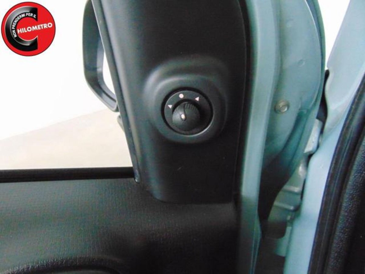 Fiat Panda 1.0 FireFly S&S Hybrid City Cross (14)