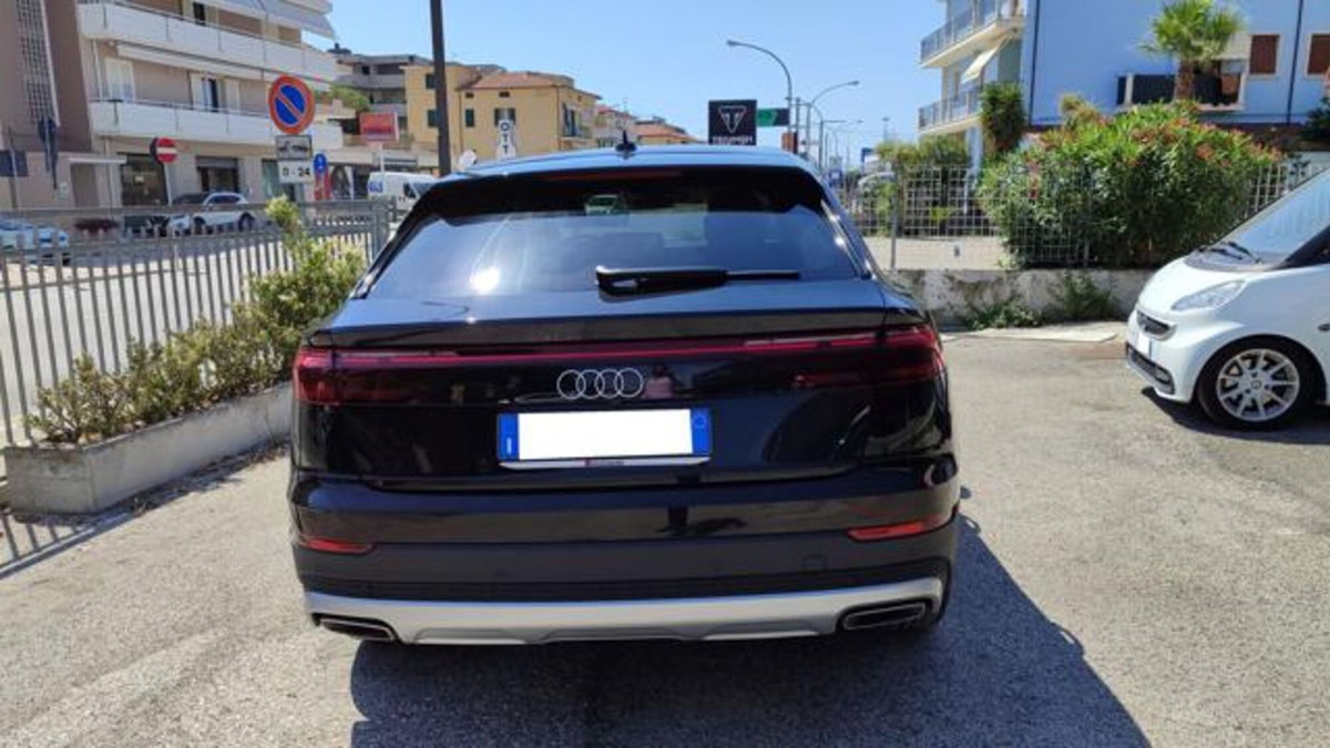 Audi Q8 Q8 45 TDI quattro tiptronic Sport (3)