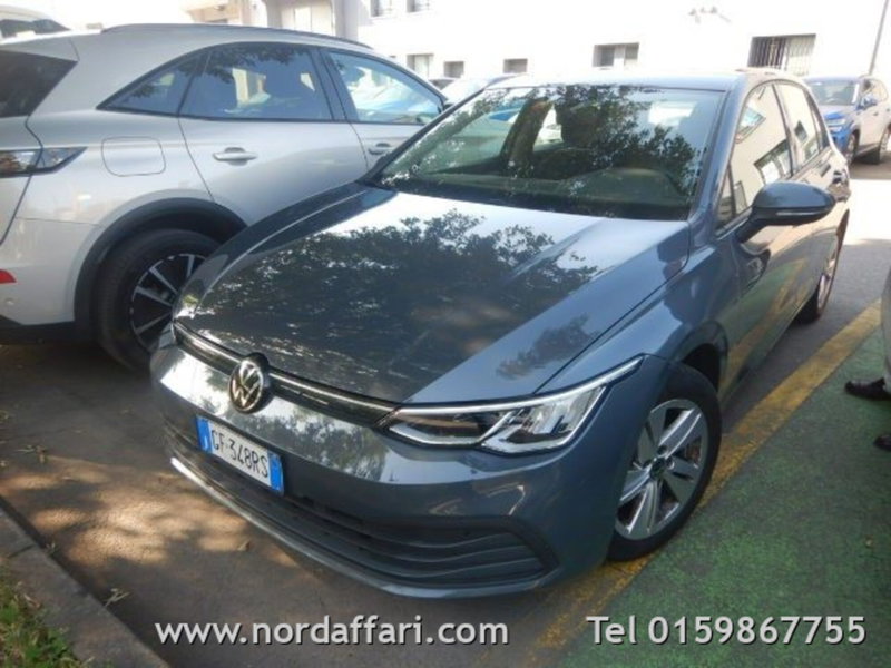 Volkswagen Golf Variant 1.0 eTSI EVO DSG Life