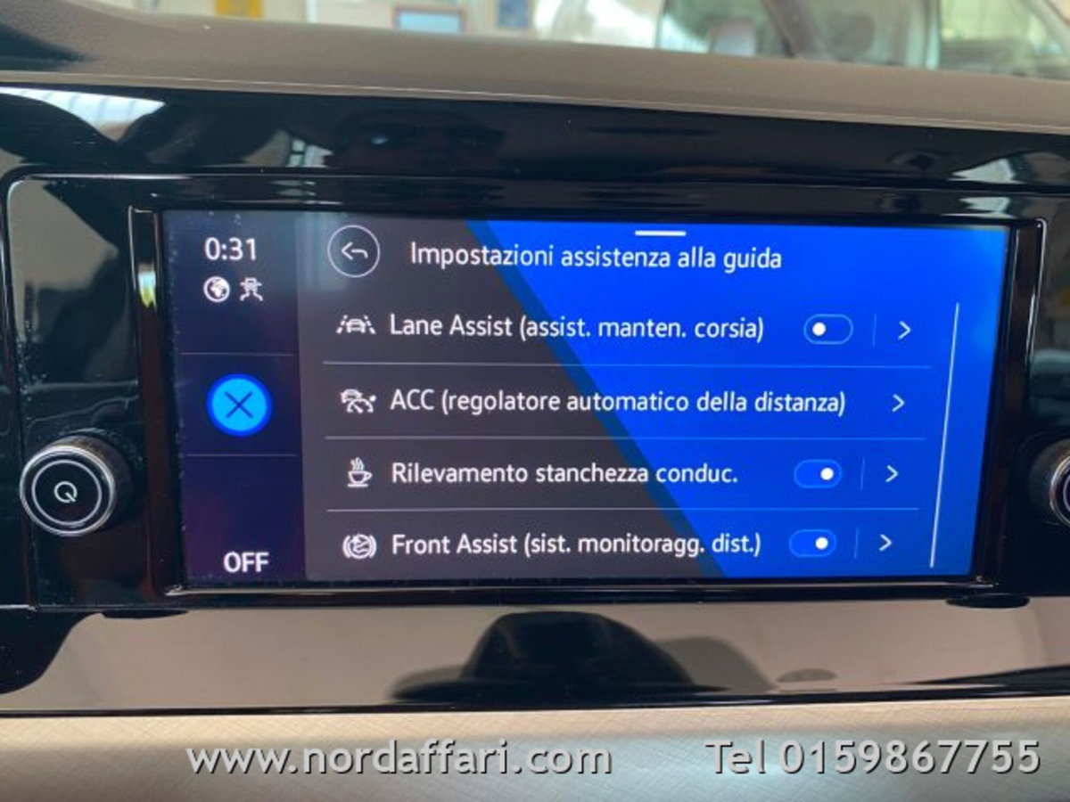 Volkswagen Golf Variant 1.0 eTSI EVO DSG Life (14)
