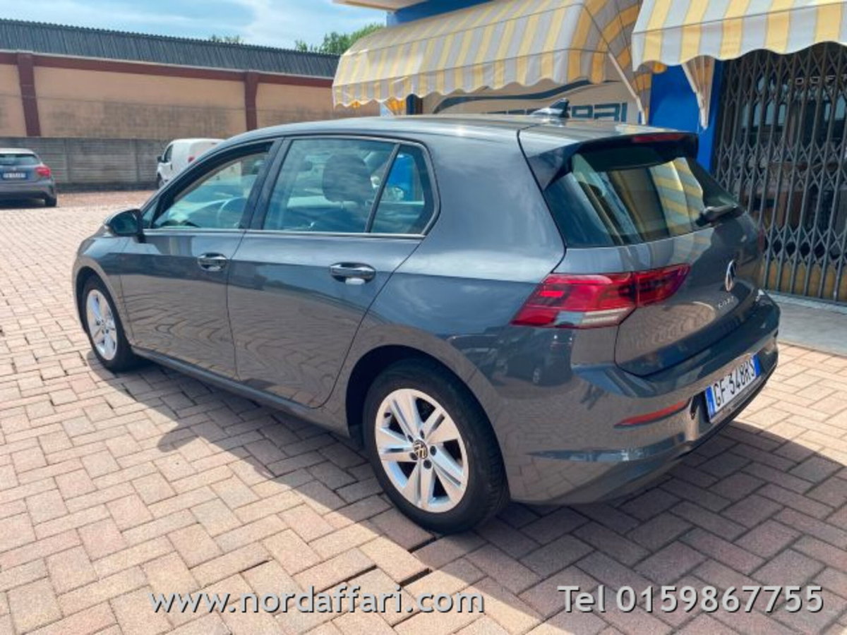 Volkswagen Golf Variant 1.0 eTSI EVO DSG Life (4)