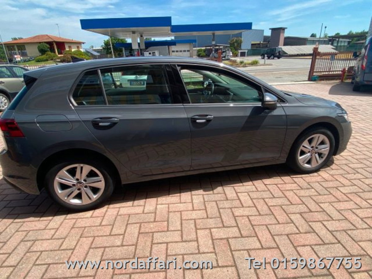 Volkswagen Golf Variant 1.0 eTSI EVO DSG Life (5)
