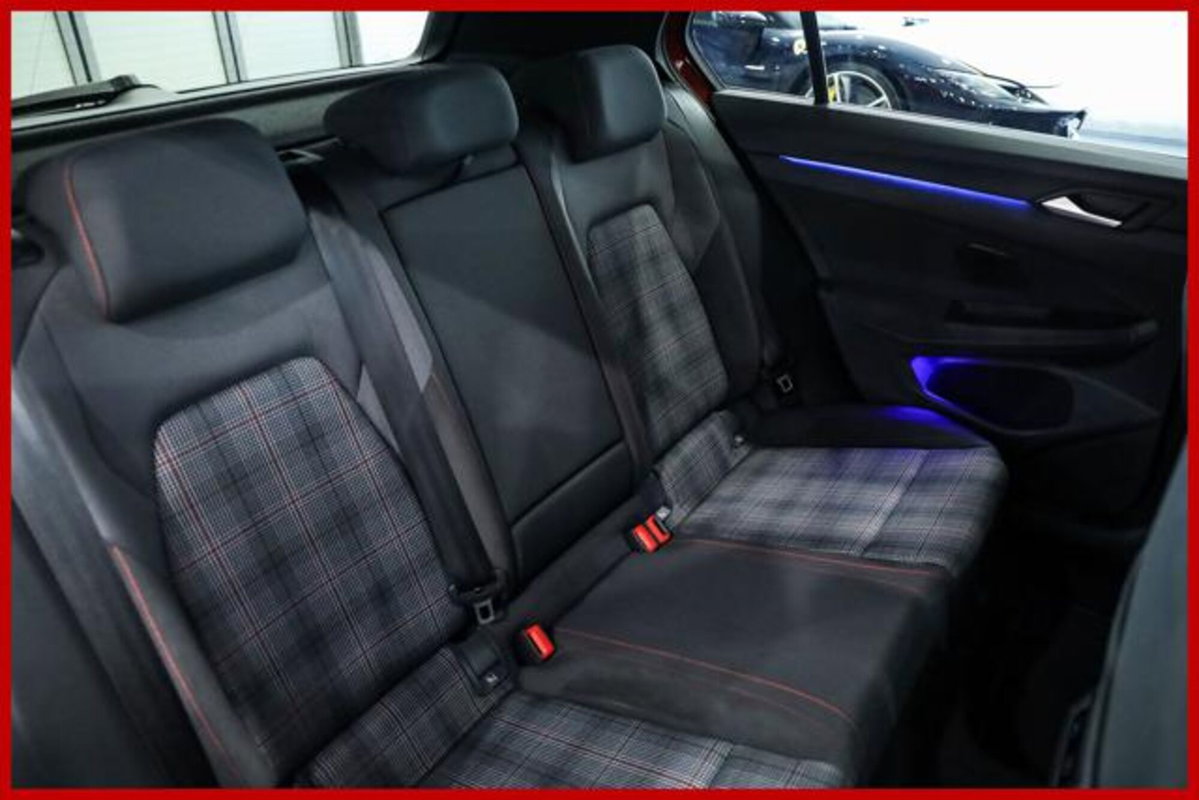 Volkswagen Golf 2.0 TSI GTI DSG (11)
