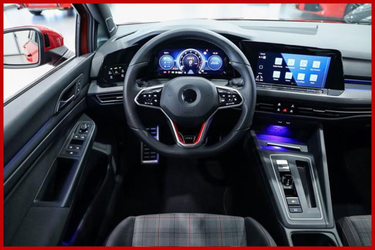 Volkswagen Golf 2.0 TSI GTI DSG (12)