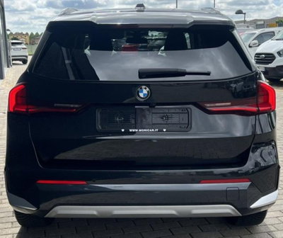 BMW X1 iX1 edrive 20 Limited Edition X-Line (11)