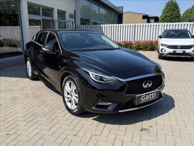 Infiniti Q30 2.2 diesel DCT Premium (3)