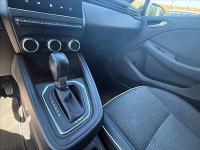 Renault Clio Full Hybrid E-Tech 140 CV 5 porte Initiale Paris (15)