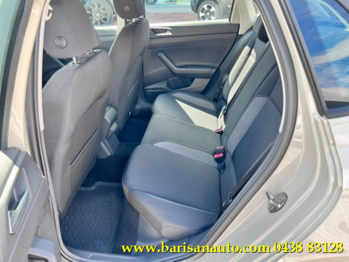Volkswagen Polo 1.0 evo Life 80cv (7)