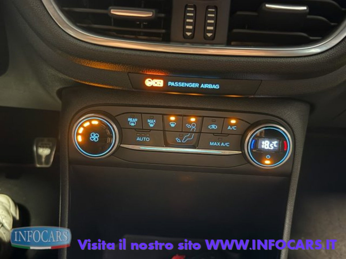 Ford Fiesta 1.0 Ecoboost 95 CV 5 porte ST-Line (17)