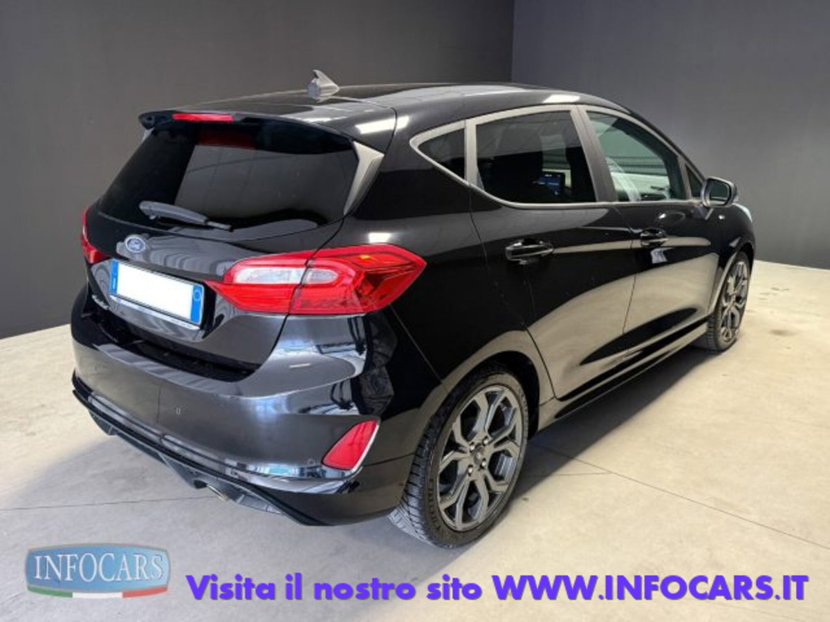 Ford Fiesta 1.0 Ecoboost 95 CV 5 porte ST-Line (4)