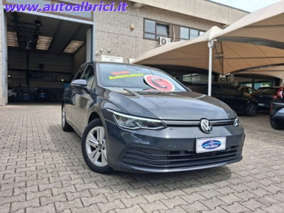 Volkswagen Golf Variant 1.0 eTSI EVO DSG Life usata