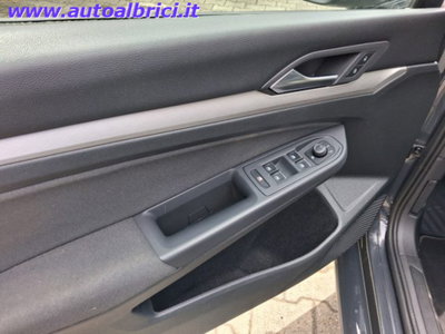 Volkswagen Golf Variant 1.0 eTSI EVO DSG Life (12)