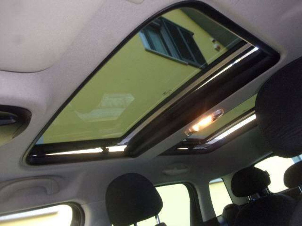 MINI Mini Countryman 1.6 Cooper D Business XL Countryman ALL4 (10)