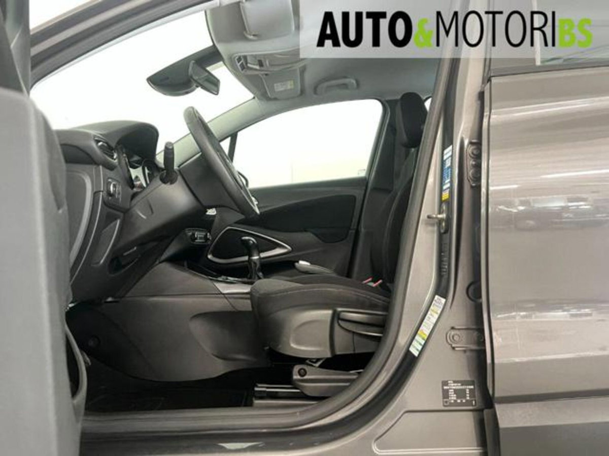 Opel Crossland X 1.2 12V Advance (9)