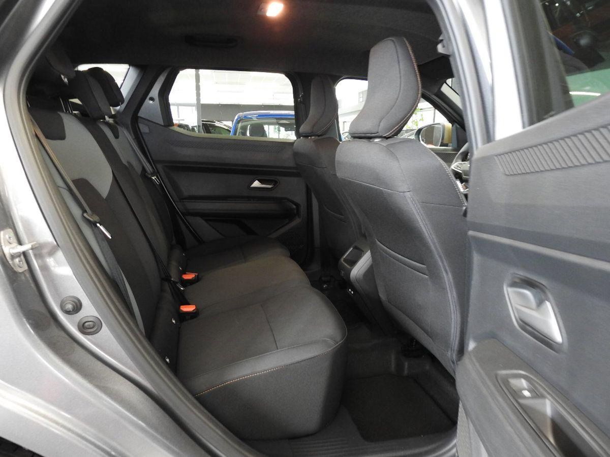 Dacia Duster 1.2 Eco-G Journey 120cv (12)