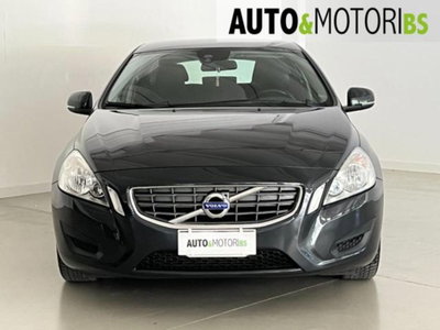 Volvo V60 D2 1.6 Kinetic (2)