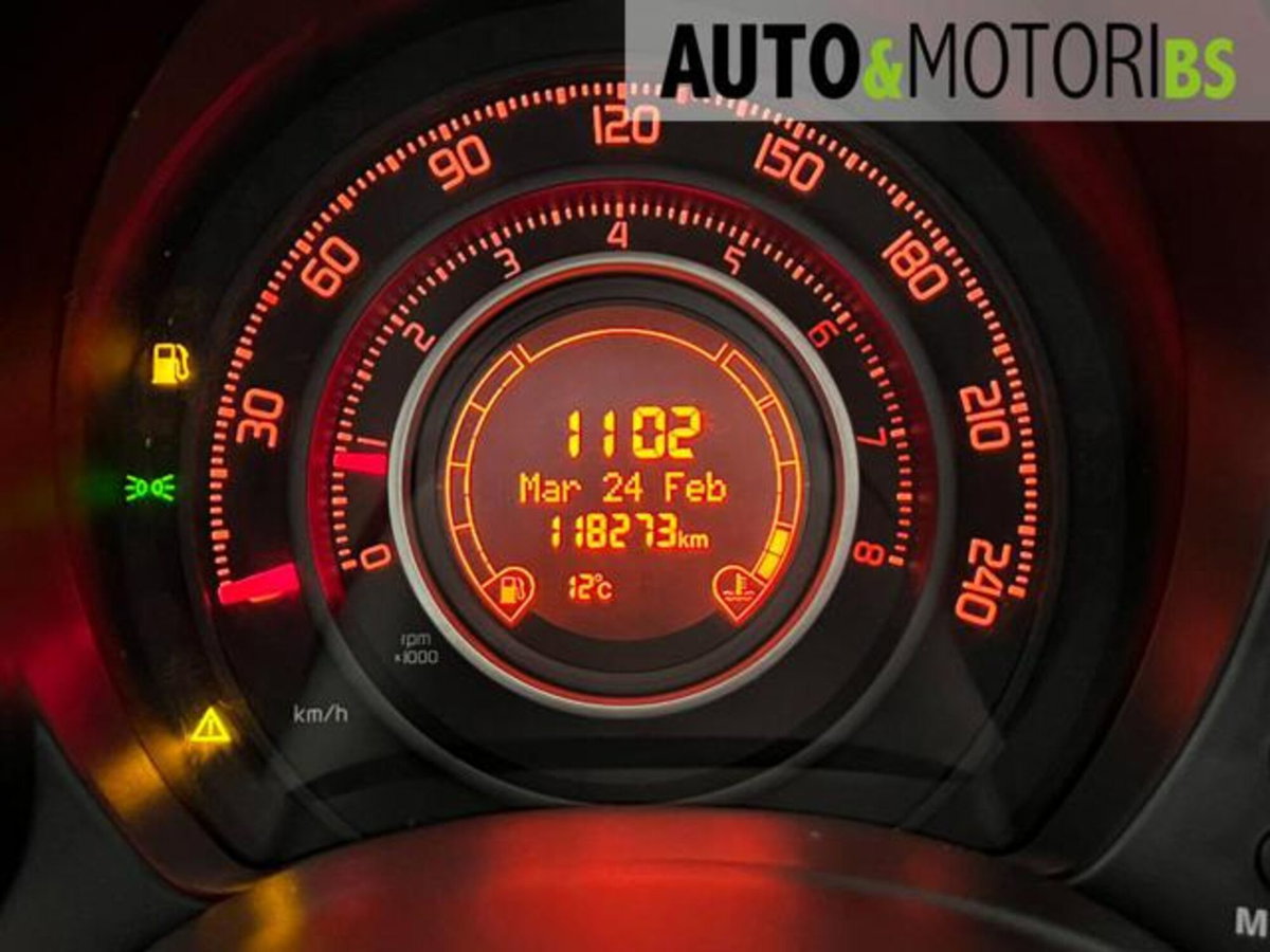 Abarth 500 Cabrio 1.4 Turbo T-Jet (12)