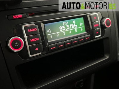 Volkswagen Caddy 1.6 TDI 102 CV DSG 5p. Cross (14)