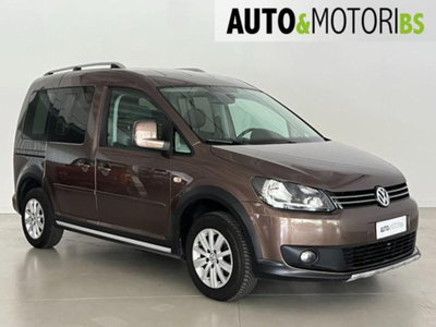 Volkswagen Caddy 1.6 TDI 102 CV DSG 5p. Cross (3)