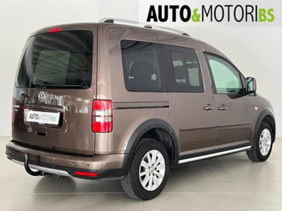 Volkswagen Caddy 1.6 TDI 102 CV DSG 5p. Cross (4)