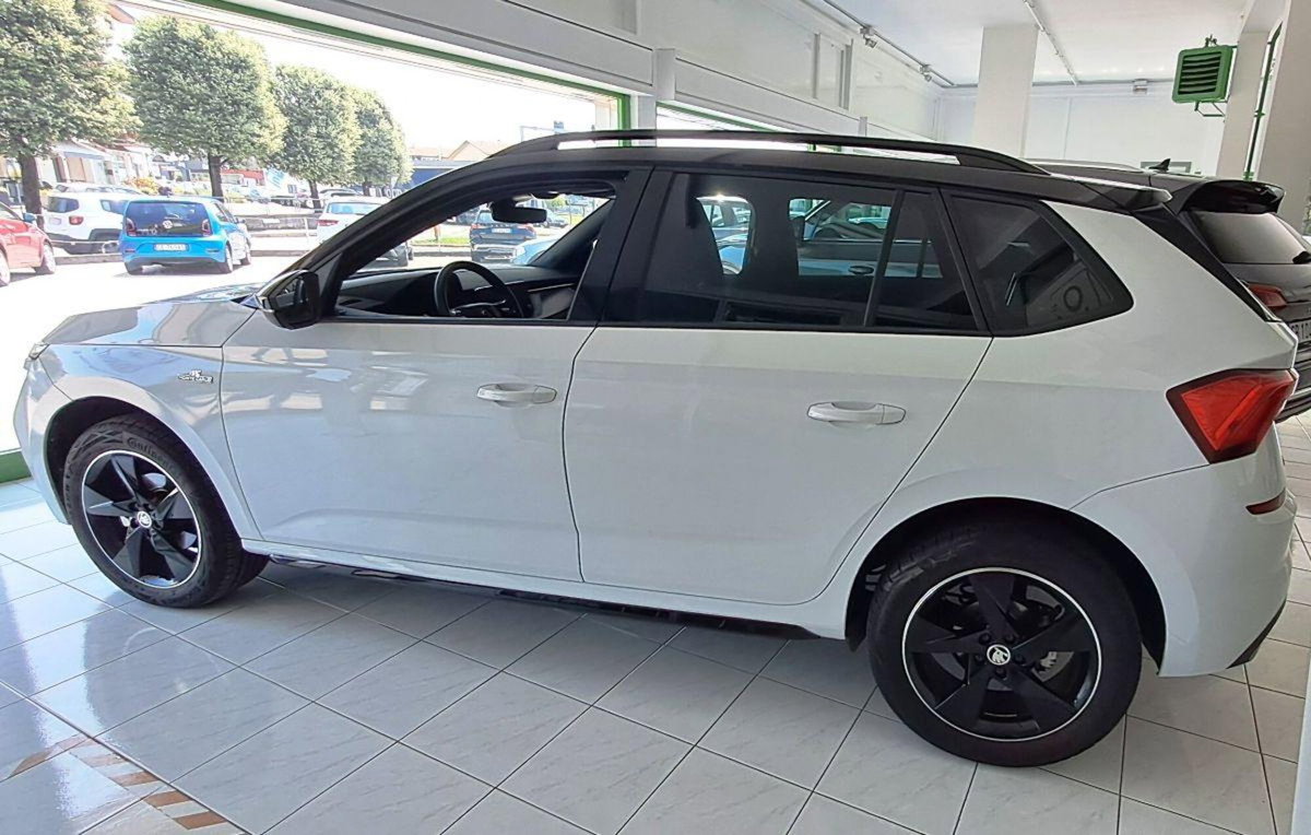 Skoda Kamiq 1.0 TSI 110 CV Monte Carlo (2)
