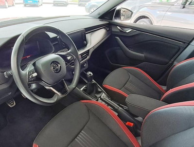 Skoda Kamiq 1.0 TSI 115 CV Monte Carlo (5)