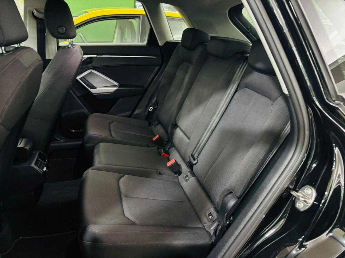 Audi Q3 35 TDI quattro S tronic Business Advanced (10)