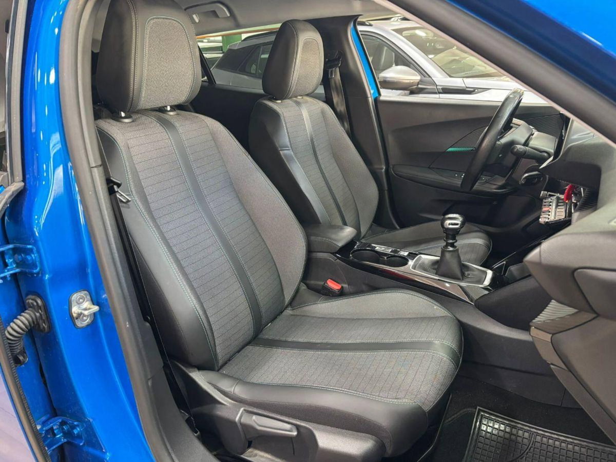 Peugeot 2008 BlueHDi 110 S&S Allure Pack (11)
