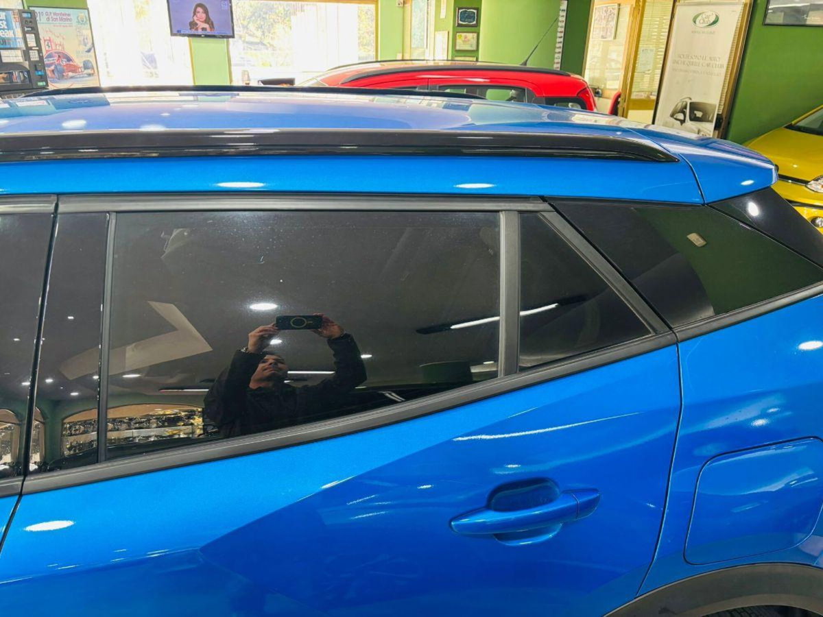 Peugeot 2008 BlueHDi 110 S&S Allure Pack (7)