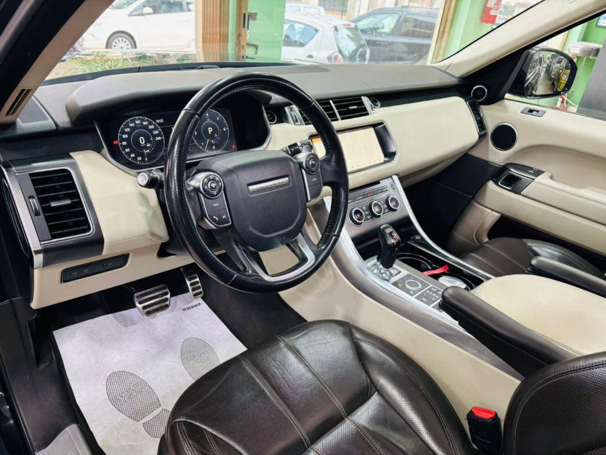 Land Rover Range Rover Sport 3.0 TDV6 HSE Dynamic (13)