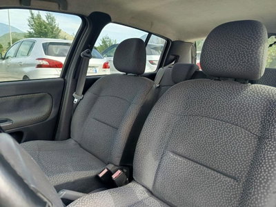 Renault Clio 1.2 16V 5 porte GPL (12)