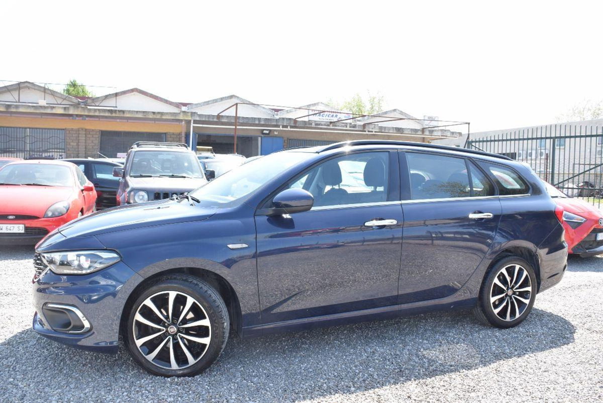 Fiat Tipo Station Wagon Tipo 1.6 Mjt S&S DCT SW Lounge (18)