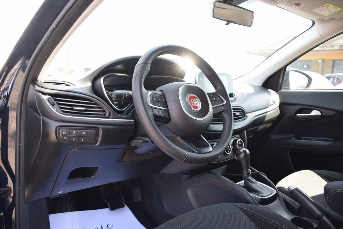 Fiat Tipo Station Wagon Tipo 1.6 Mjt S&S DCT SW Lounge (5)