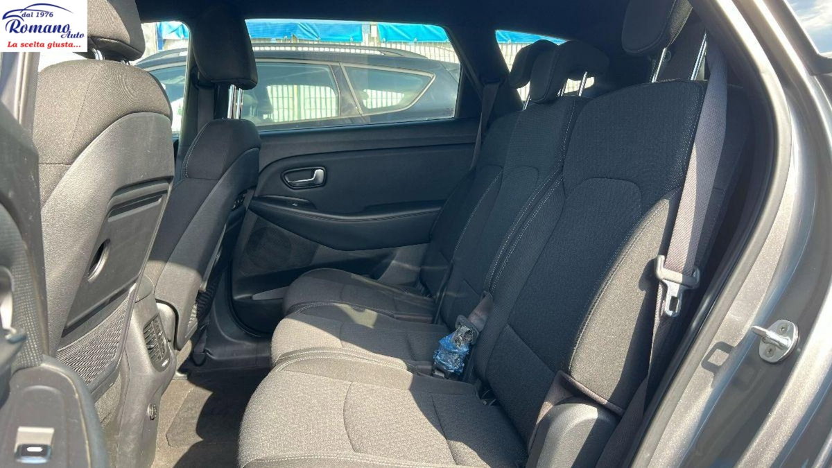 Kia Carens 1.7 CRDi 115 CV Class (7)