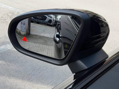 Mercedes-Benz Classe A 35 AMG 4Matic (11)