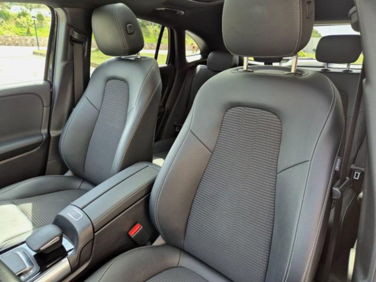 Mercedes-Benz GLA SUV 220 d Automatic 4Matic Sport Plus (11)