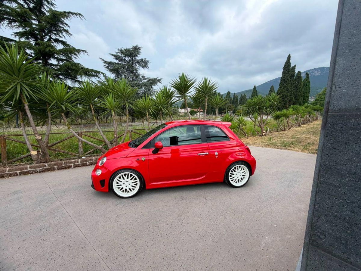 Abarth 595 595 1.4 Turbo T-Jet 145 CV (2)