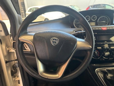 Lancia Ypsilon 1.3 MJT 16V 95 CV 5 porte S&S Gold (11)