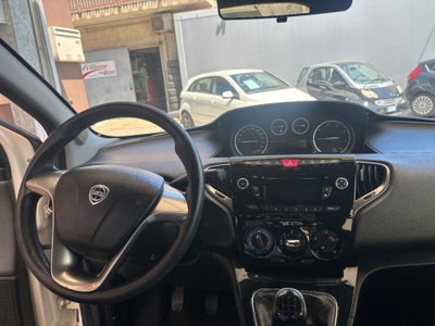 Lancia Ypsilon 1.3 MJT 16V 95 CV 5 porte S&S Gold (12)