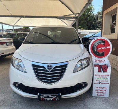 Lancia Ypsilon 1.3 MJT 16V 95 CV 5 porte S&S Gold (2)