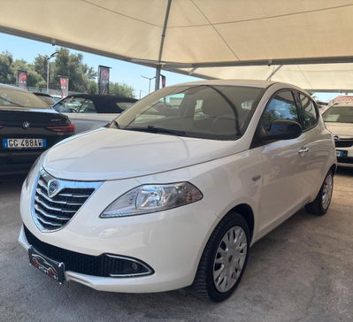 Lancia Ypsilon 1.3 MJT 16V 95 CV 5 porte S&S Gold (3)