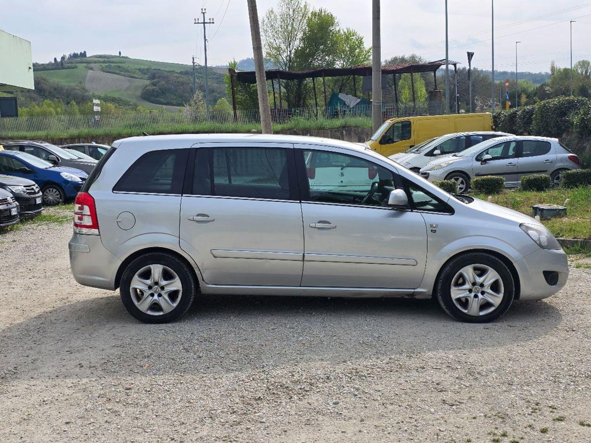 Opel Zafira 1.7 CDTI 125CV Cosmo (7)