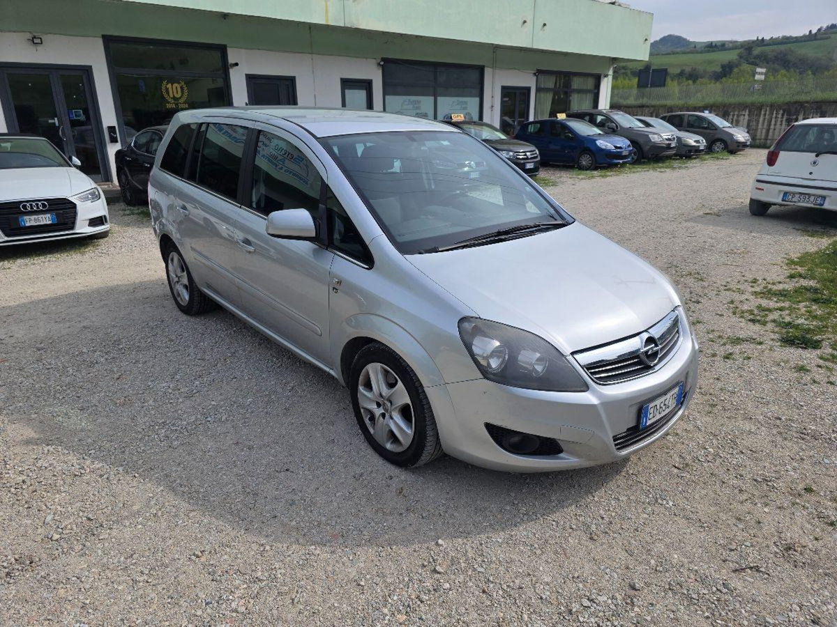 Opel Zafira 1.7 CDTI 125CV Cosmo (8)