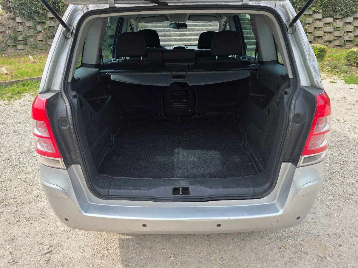 Opel Zafira 1.7 CDTI 125CV Cosmo (9)
