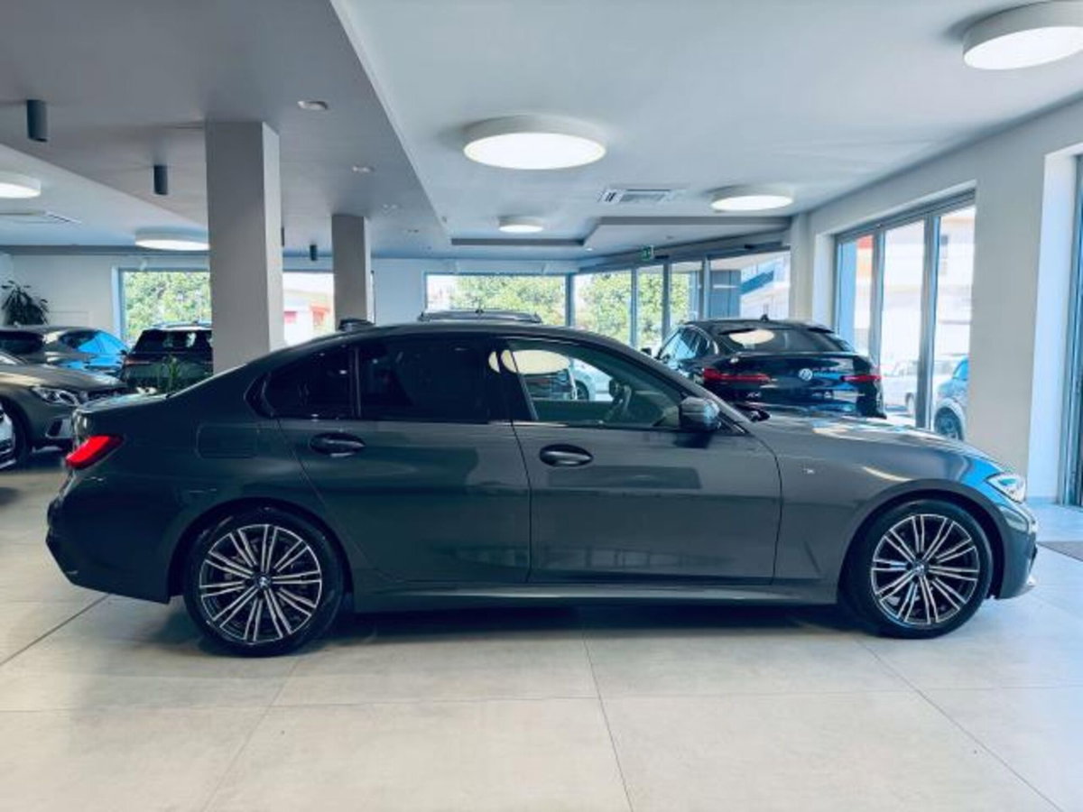 BMW Serie 3 318d mhev 48V MSport auto (4)